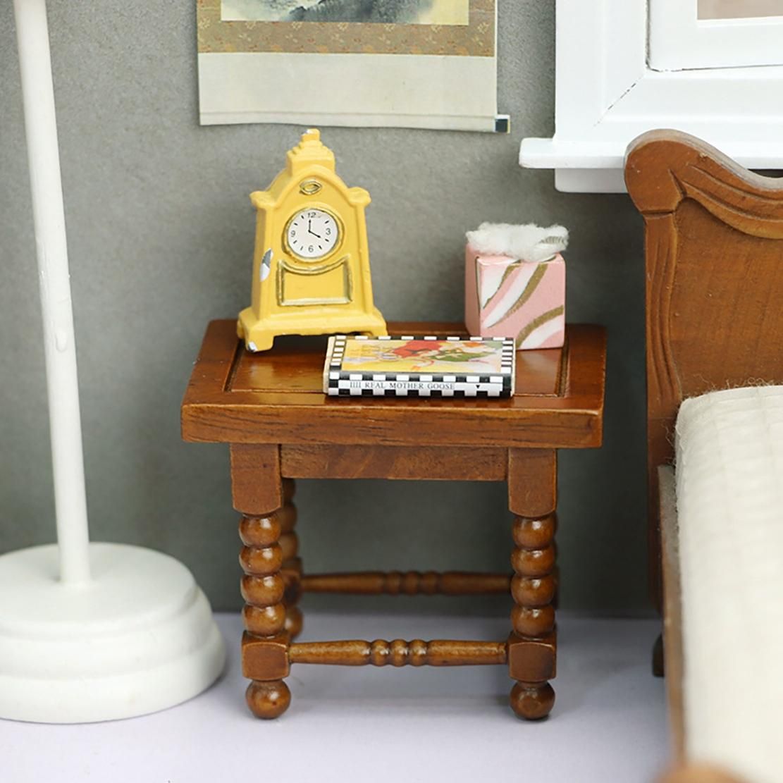 1 12 Dollhouse Miniature Furniture Wooden Stool European Classical Stool for Dolls House Accessories