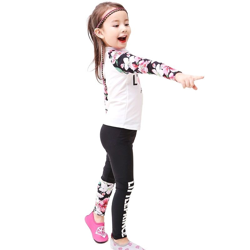 Long Sleeve Kids Swimming Suit UV Resistant Swimwear, White