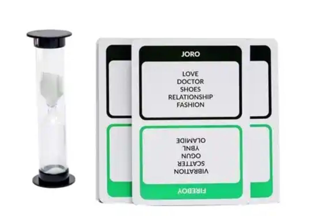 GIDI WORDS(A FAMILY PARTY GAME)