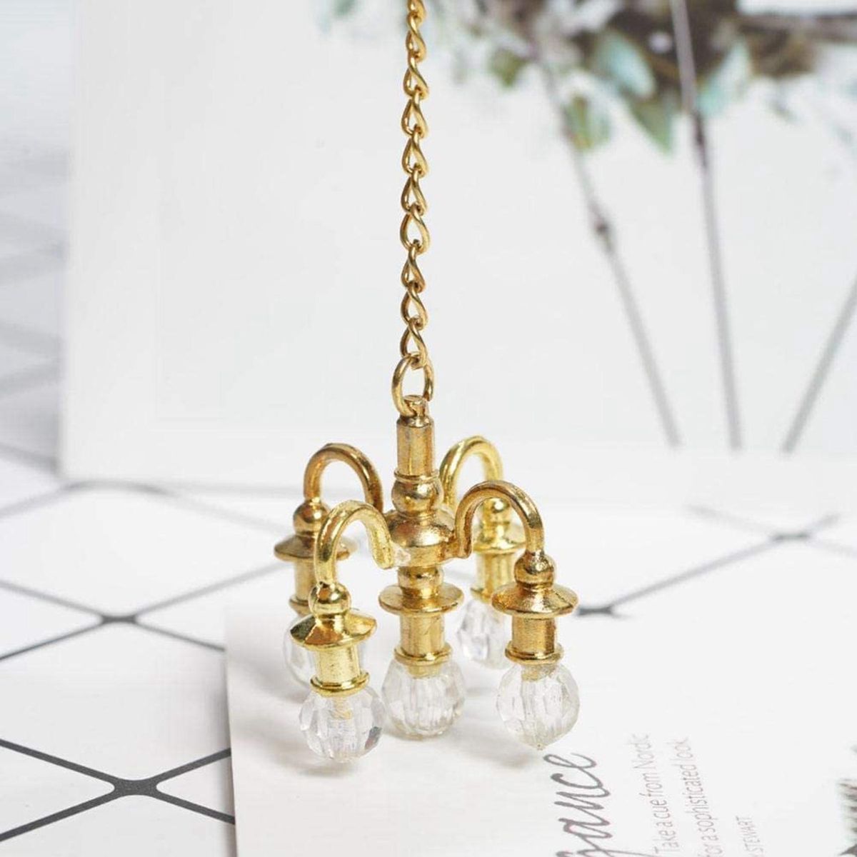 1 12 Dollhouse Miniature Mini Crystal Lamp for 1/12 Dollhouse Decor Simulation Chandelier Can Not Light Silver