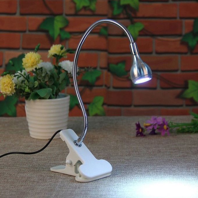 Flexible USB LED Light Clip-on Bed Table Desk Study Reading Lamp