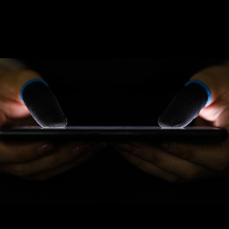 18-Pin Carbon Fiber Finger Sleeves For PUBG Mobile Games
