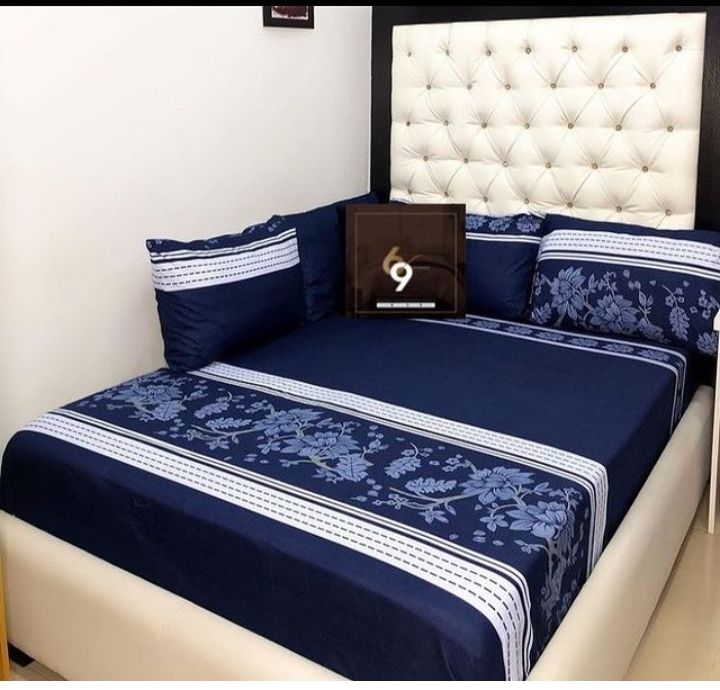 Beautiful Art Bedsheet With 4pillowcases