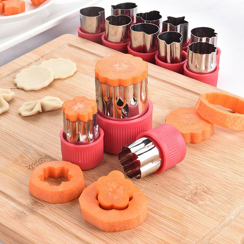 12Pcs/set Kitchen Tool Cutter Mold Cake Cutting-Red