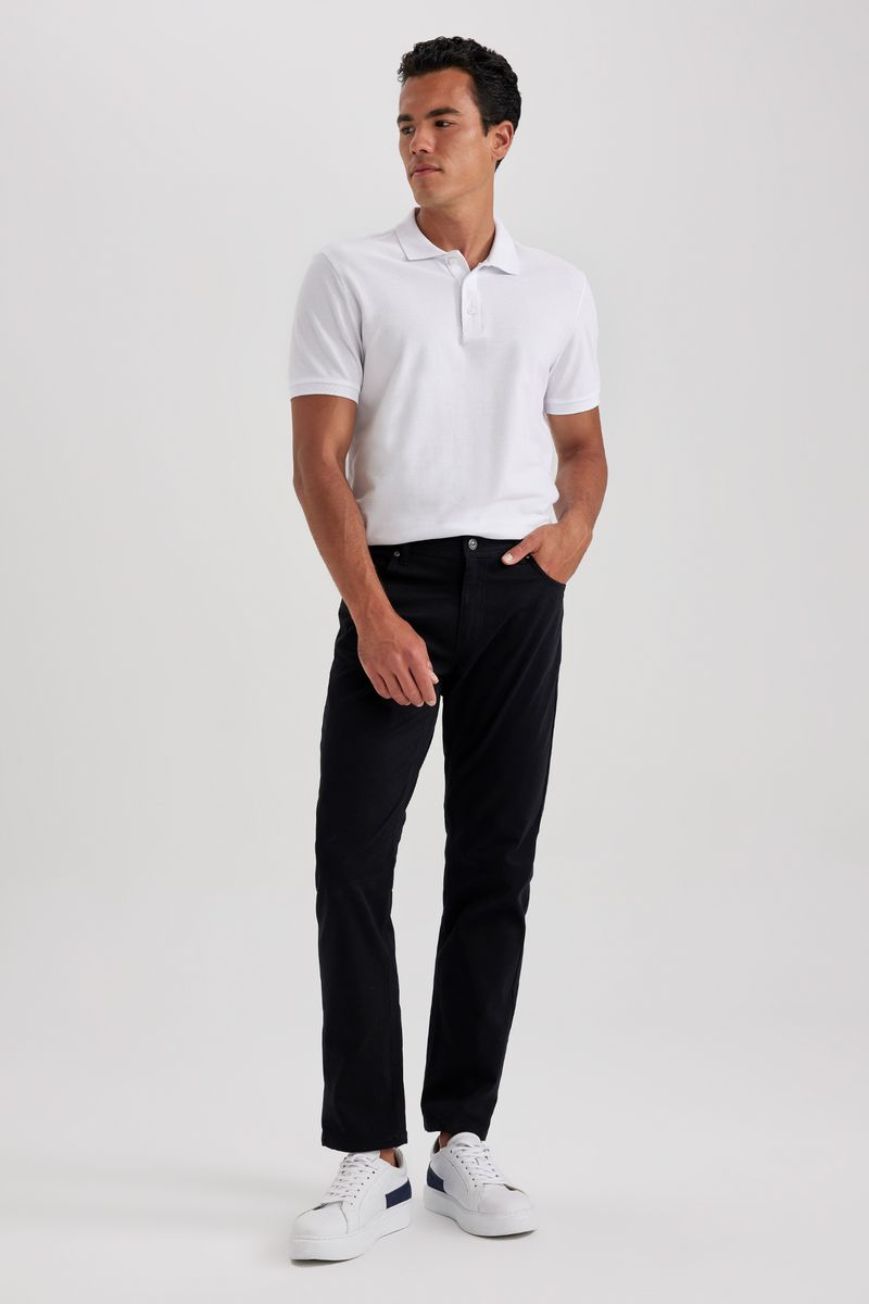 Man Regular Fit Chino Trousers - Black