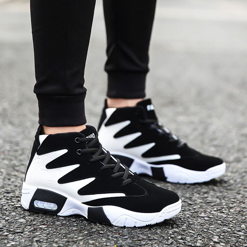 Mens Elegant Designer Athletic Ankle Sneakers- Black