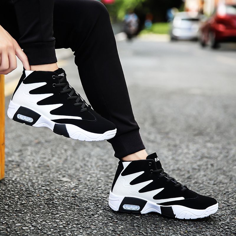 Mens Elegant Designer Athletic Ankle Sneakers- Black