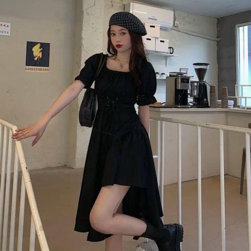 Irregular bubble sleeve dress for women in summer design sense of the small crowd Hepburn style ins