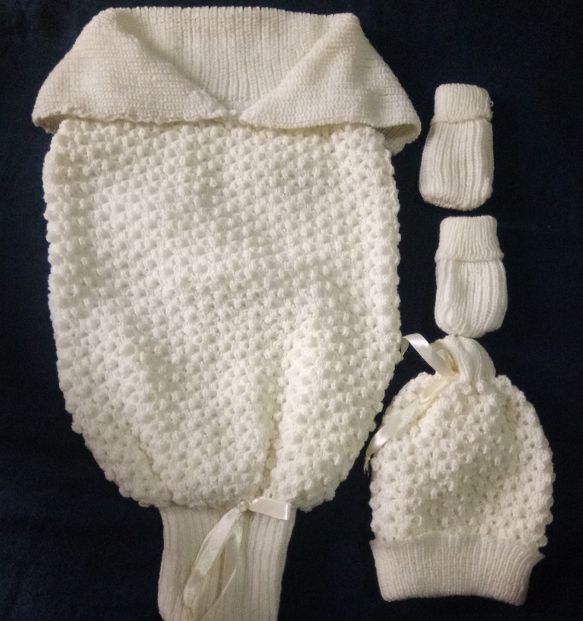 Unisex Baby Shawl With Cap And Socks A2 - White