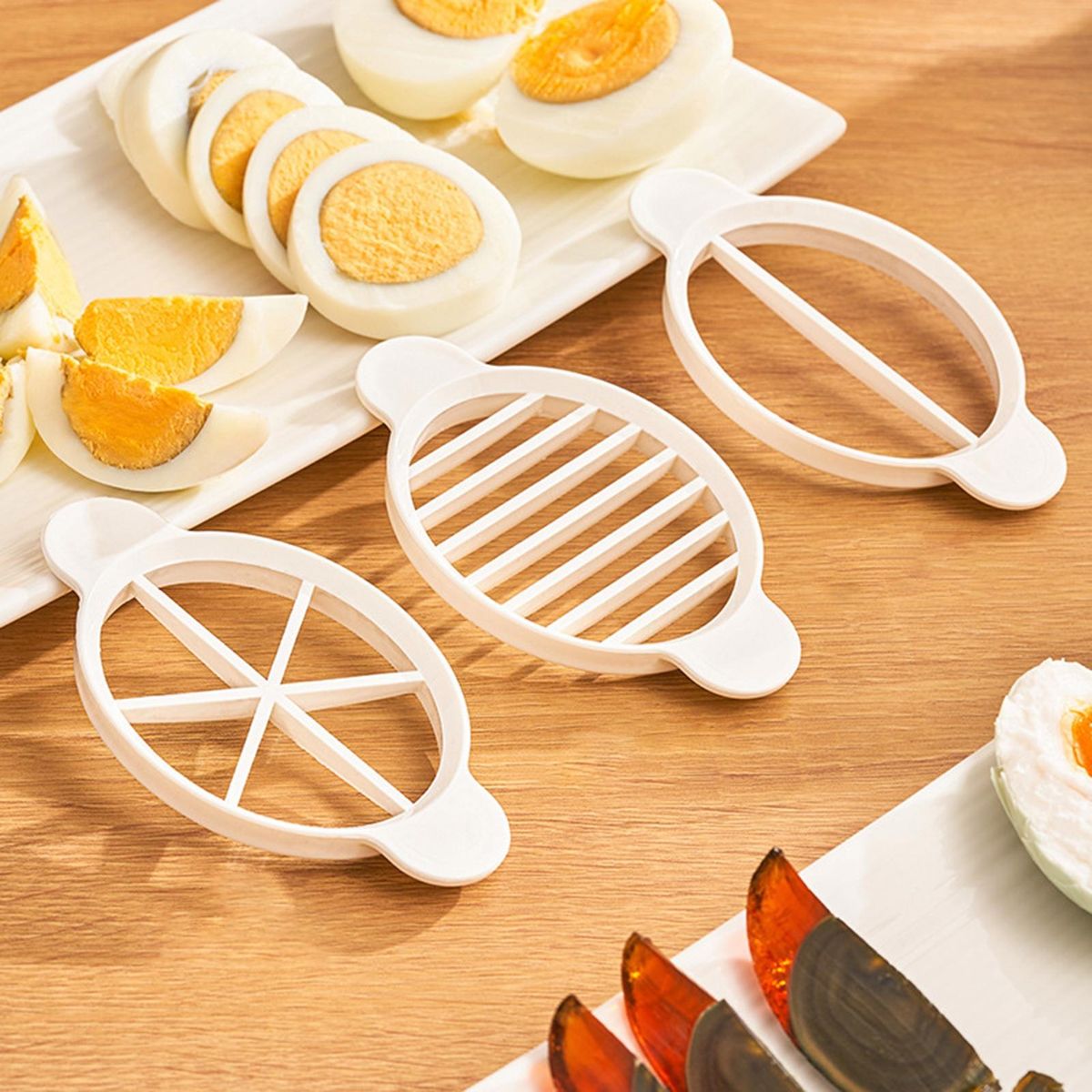 Egg Shape Cutter Multi-purpose Egg Fruit Slicer for Strawberry White
