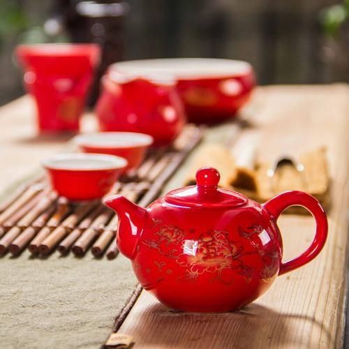Chinese Teapot Porcelain Red Wedding Tea Set Gifts Celebration Classical Ceramic China Kungfu Tea Cup Kettle Infuser