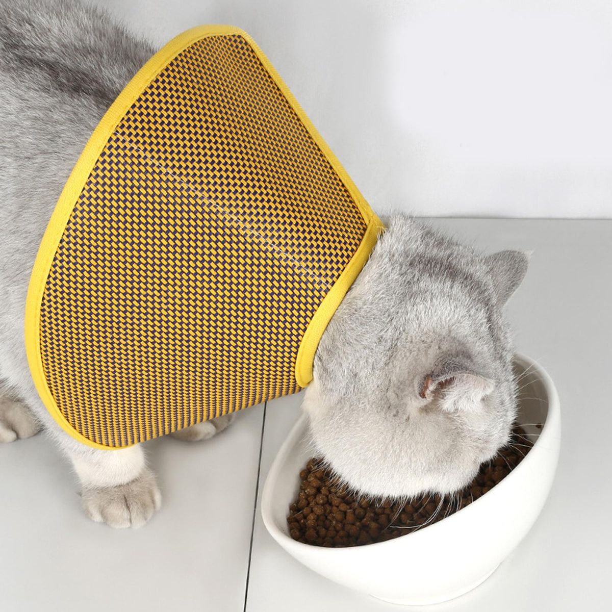 Cat  Neck Cone Woven Mesh Soft Lightweight Portable