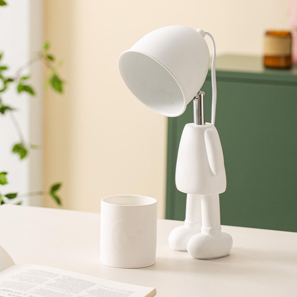 Aromatherapy Wax Melting Lamp Robot Personality Decoration Bedroom Smoke-free Fragrance Lamp Dimmable Night Light