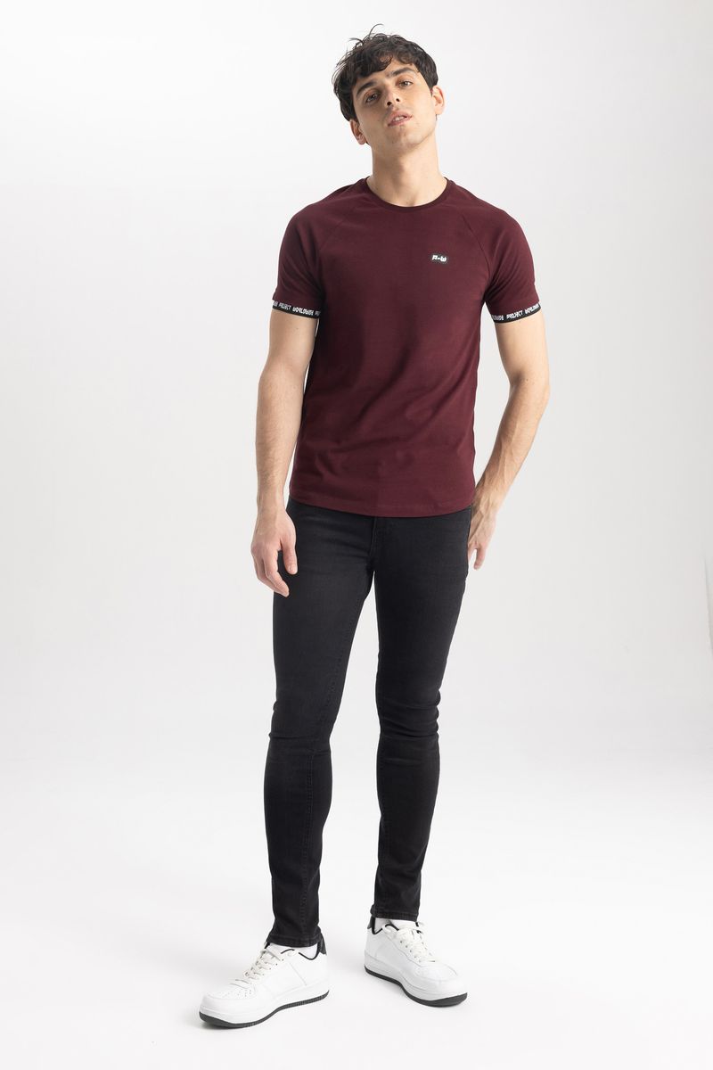 Man Young Muscle Fit Short Sleeve Crew Neck Knitted T-Shirt - Bordeaux