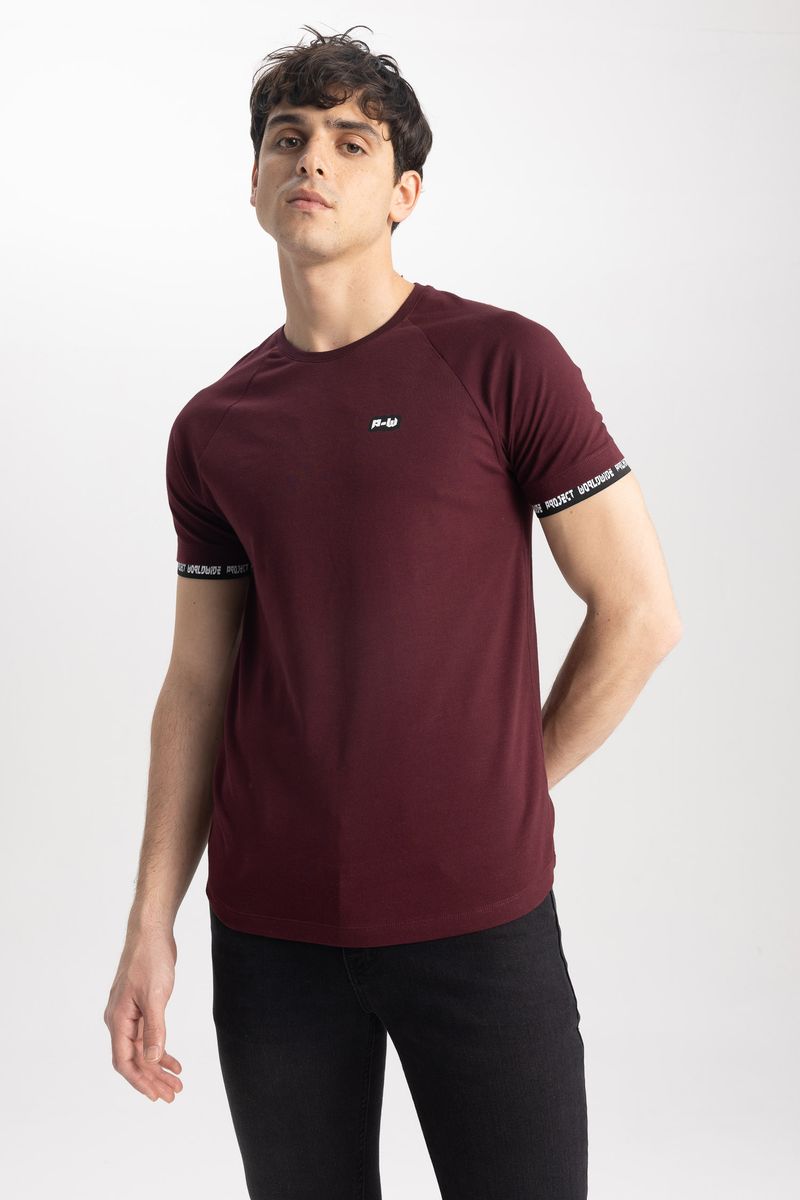 Man Young Muscle Fit Short Sleeve Crew Neck Knitted T-Shirt - Bordeaux