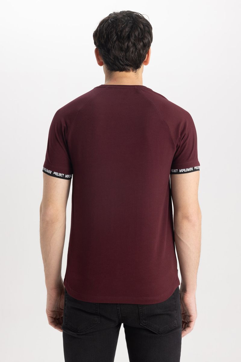 Man Young Muscle Fit Short Sleeve Crew Neck Knitted T-Shirt - Bordeaux