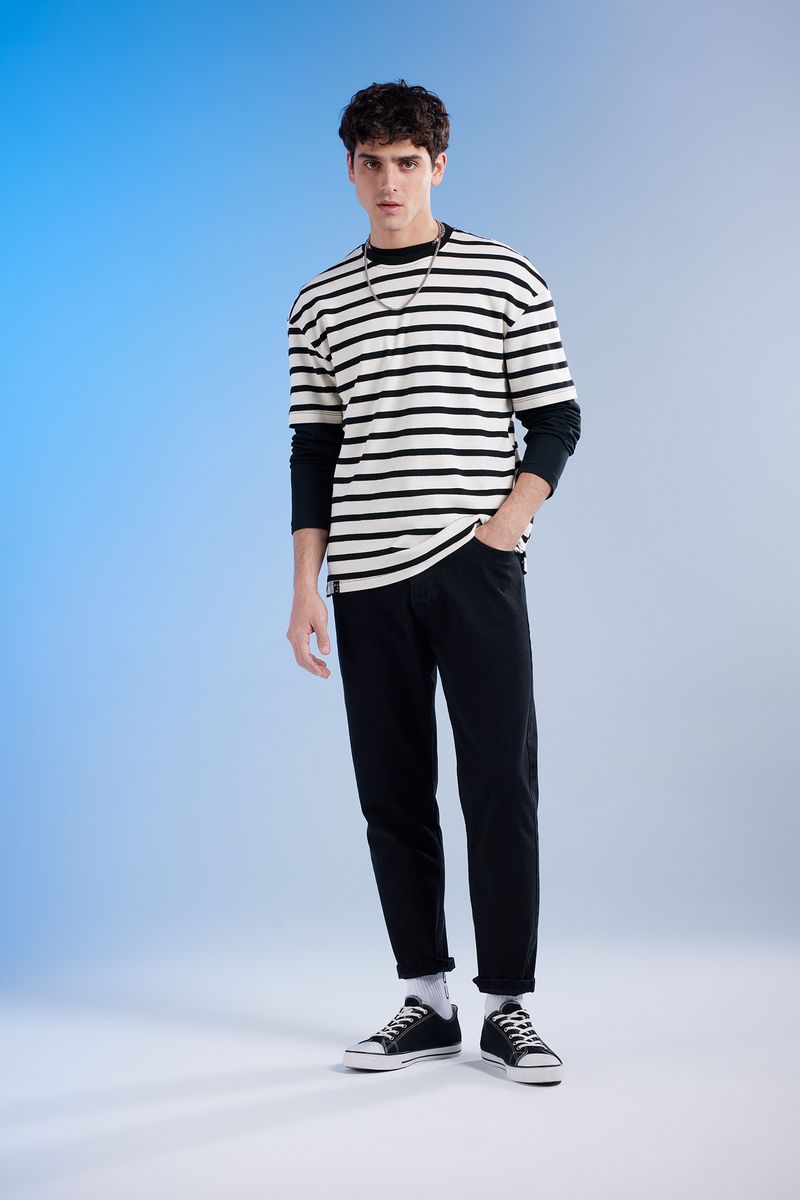 Man Young Comfort Fit Crew Neck Short Sleeve Knitted T-Shirt - Black