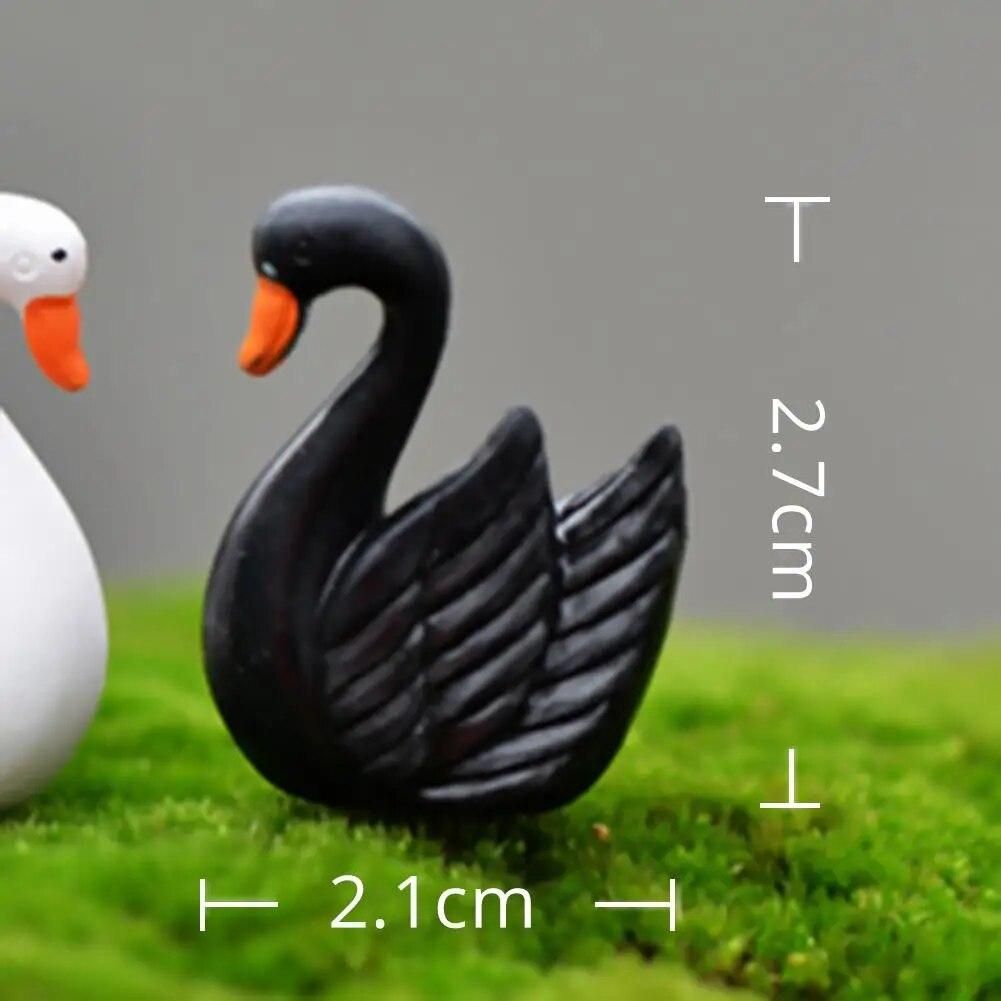 2pc/lot Black White Swan Figurine Decoration Mini Fairy Garden Animals Statue Miniature Home Desk Ornaments Resin Craft
