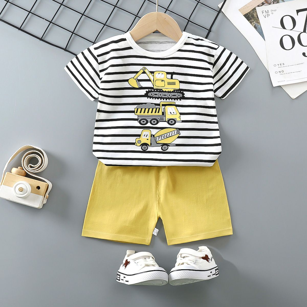 Summer Cotton Children's Short Sleeve Suit - Yellow