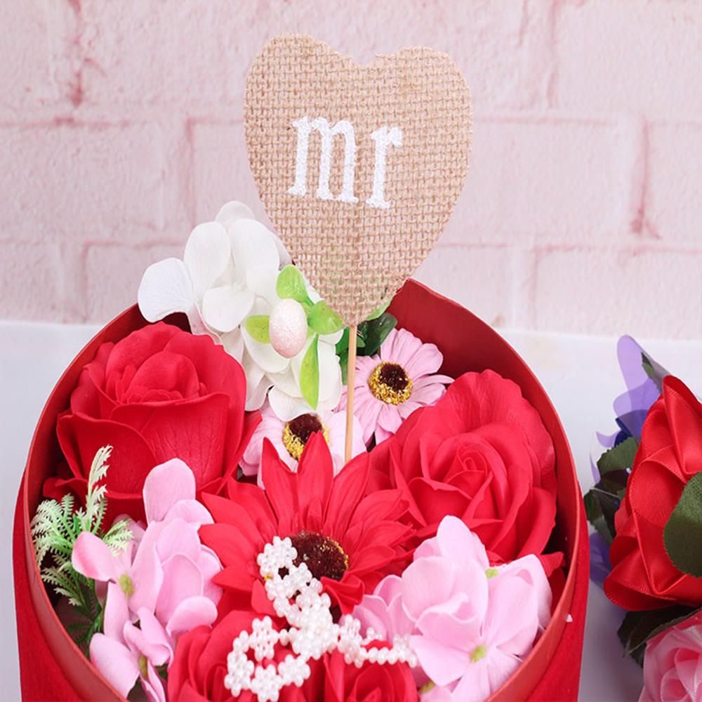 2Pcs Natural Wedding Burlap Heart Flag DIY Craftwork Wall Decor for Birthday/Graduation/Wedding/Baby Party