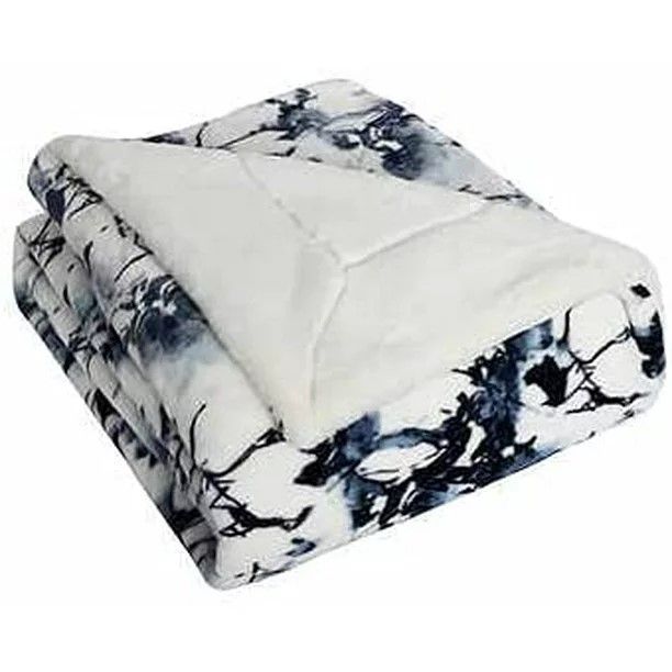 Comfort Ultimate Faux Fur Ultra Soft Throw White/Blue
