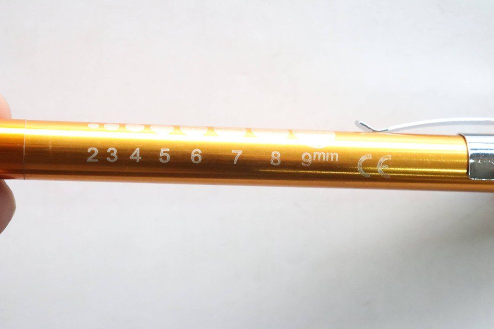 Aluminum Medical Surgical Penlight Pen Light Flashlight Torch With Scale First Aid-Yellow