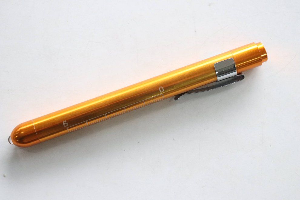 Aluminum Medical Surgical Penlight Pen Light Flashlight Torch With Scale First Aid-Yellow