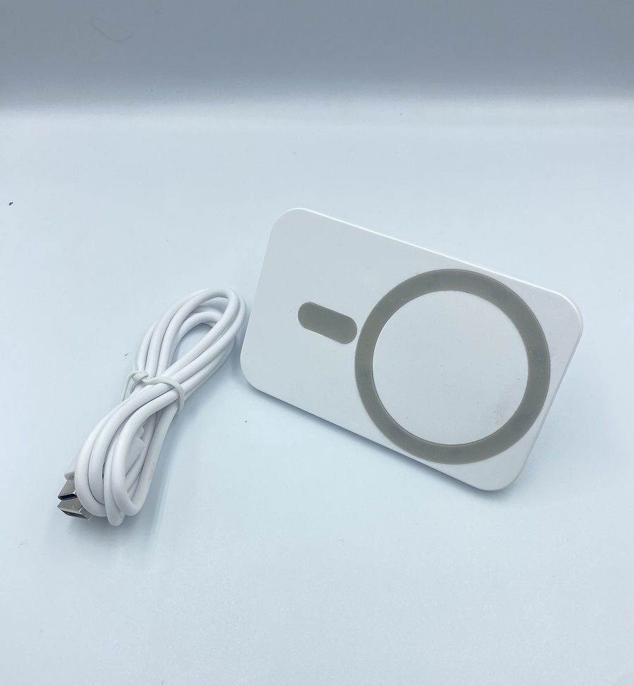 15w Safe Car Magnetic Wireless Charger White