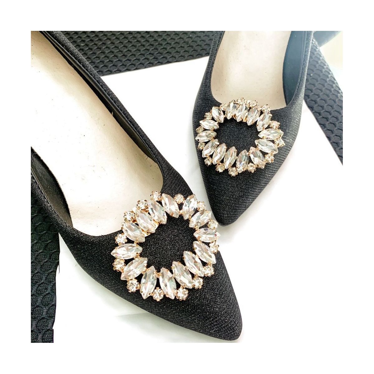 4Pcs Elegant Rhine Crystal Metal Shoe Clips Bridal Flower Shoe Buckles for Wedding Party Purse Hardware Decoration