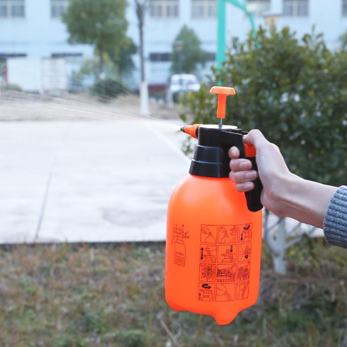 2L Garden Sprayer Pump Handheld Water Sprayers Pressurized