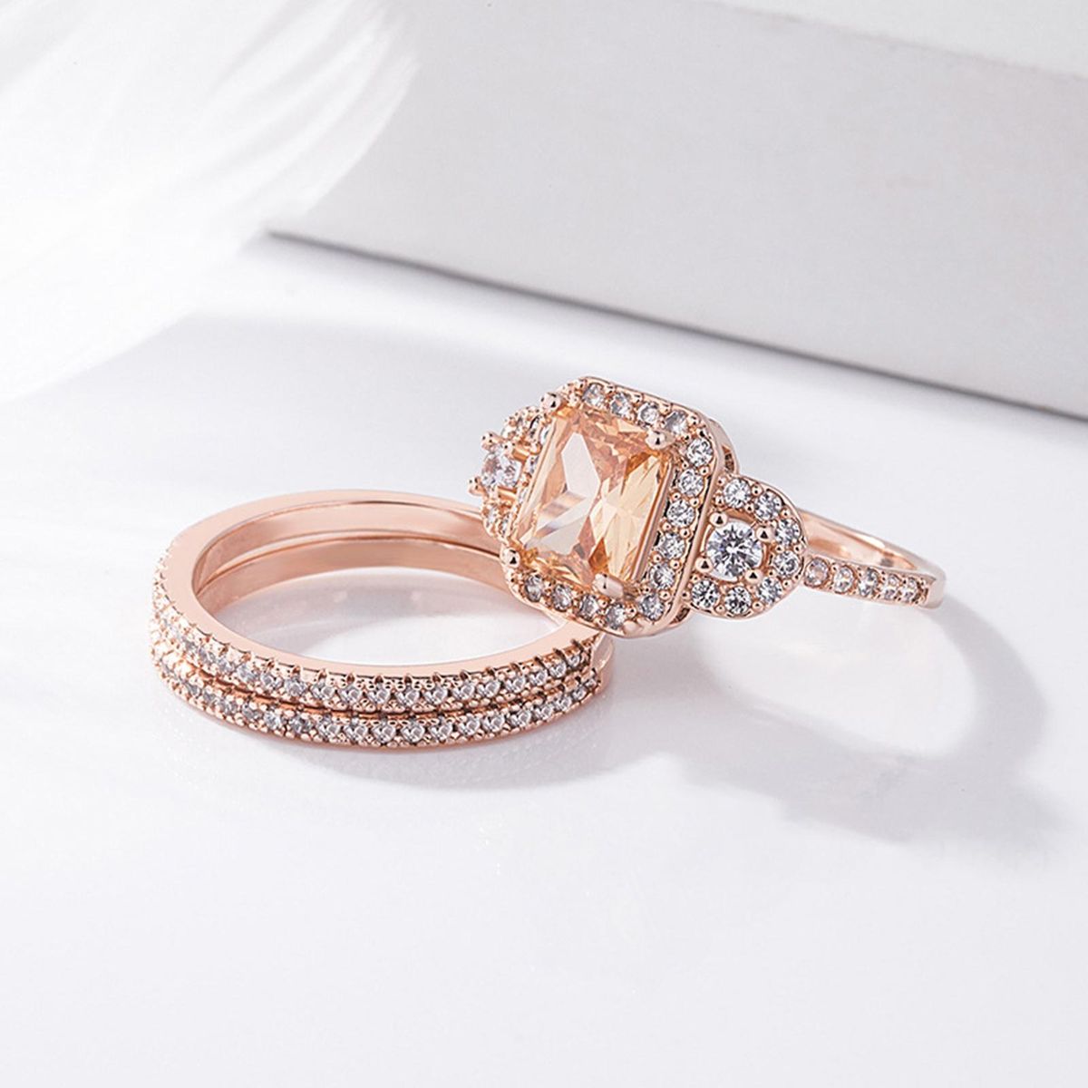2PcsSet Engagement Rings Ladies Engagement Rings Gift Exquisite Jewelry Rose Gold