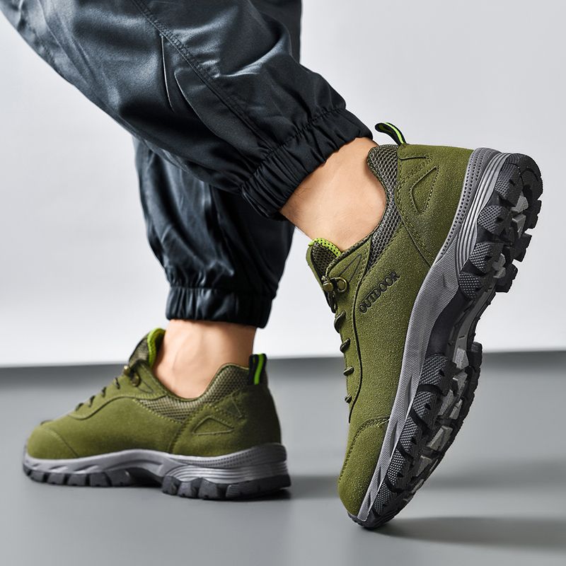 New Arrival Hiking Shoes Men Sneakers EUR Size 39-49 Outdoor Mountain Climbing Shoes High Quality Male Sport Trekking Sneakers Suede Leather Combat Desert Training Shoes Wear-resistant Work Sneakers Green