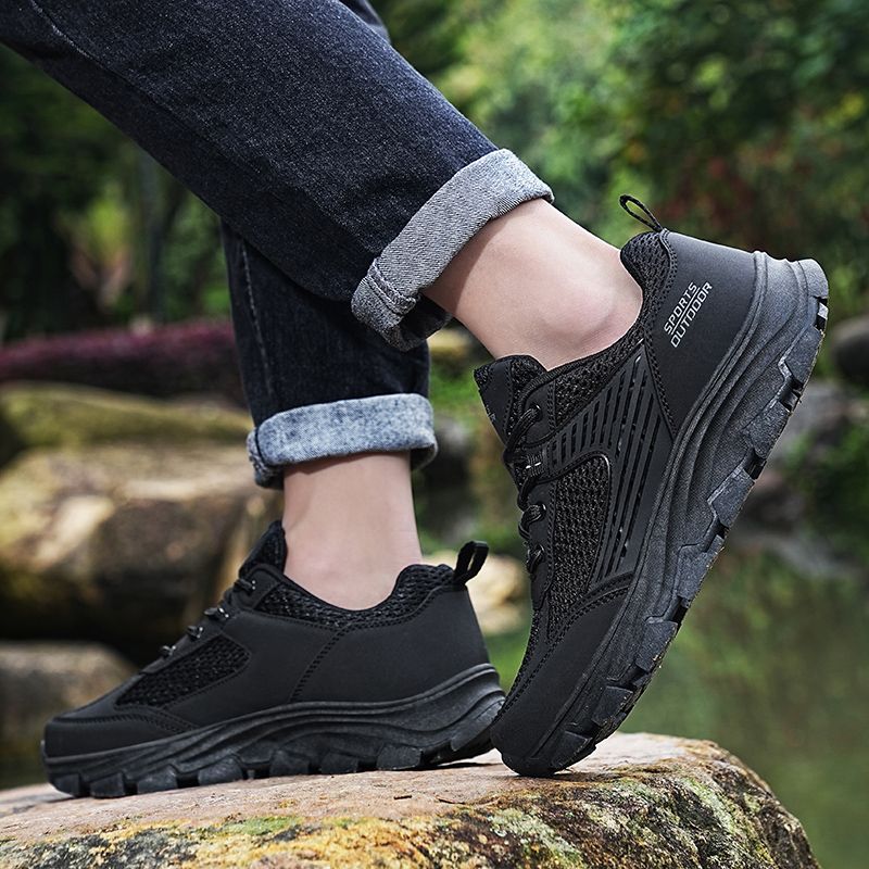 Men Hiking Shoes Breathable Mesh Man Sneakers Non-Slip Casual Men's Shoes New Outdoor Hunting Wear-resistant Training Sneakers Casual Shoes EUR Size 39-46