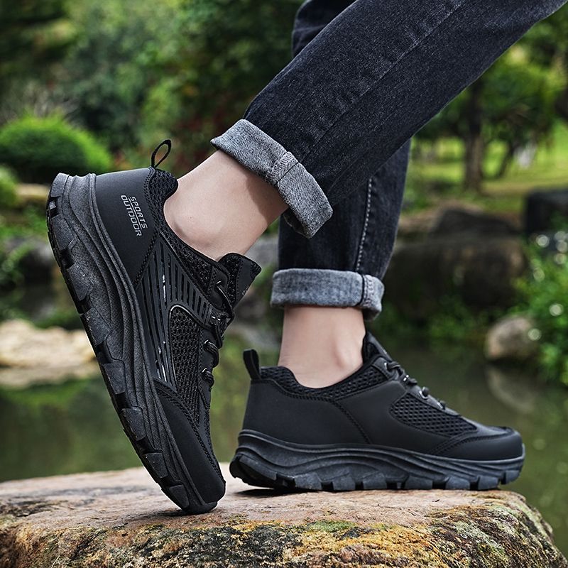 Men Hiking Shoes Breathable Mesh Man Sneakers Non-Slip Casual Men's Shoes New Outdoor Hunting Wear-resistant Training Sneakers Casual Shoes EUR Size 39-46