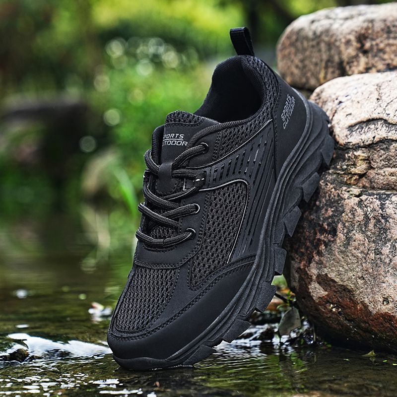 Men Hiking Shoes Breathable Mesh Man Sneakers Non-Slip Casual Men's Shoes New Outdoor Hunting Wear-resistant Training Sneakers Casual Shoes EUR Size 39-46