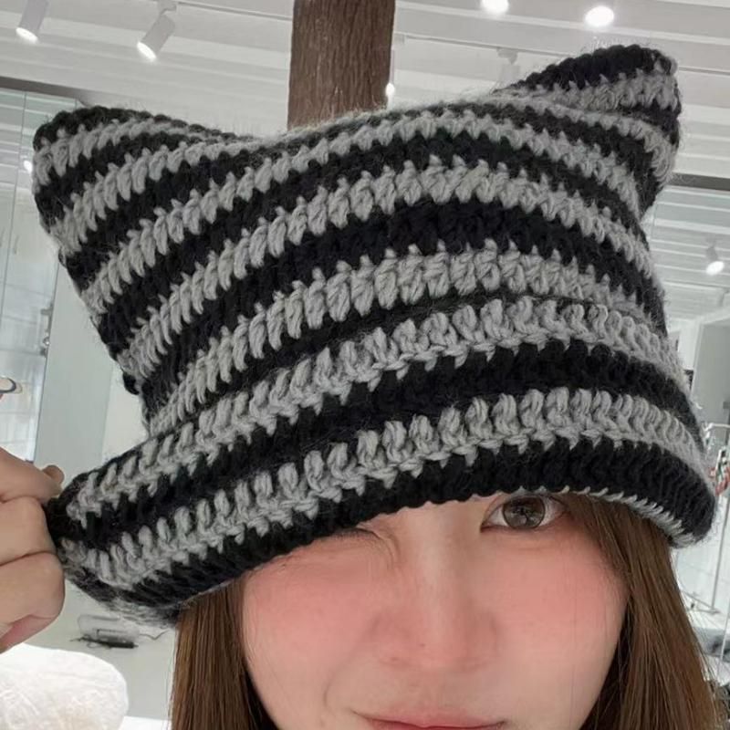 Harajuku Punk Gothic Knit Bonnet Cat Ear Little Devil Hat Millennium Ladies Kawaii Designer Winter Handmade Beanie Women Caps
