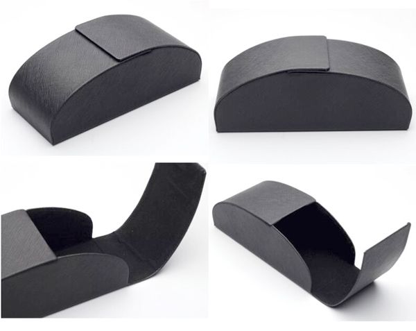 Lightweight Hard Eyeglasses Case With Magnetic Closure