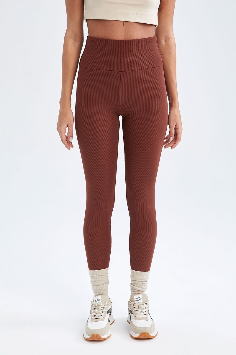 Woman Young Knitted Leggings - Brown
