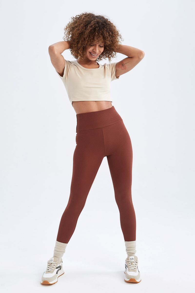 Woman Young Knitted Leggings - Brown