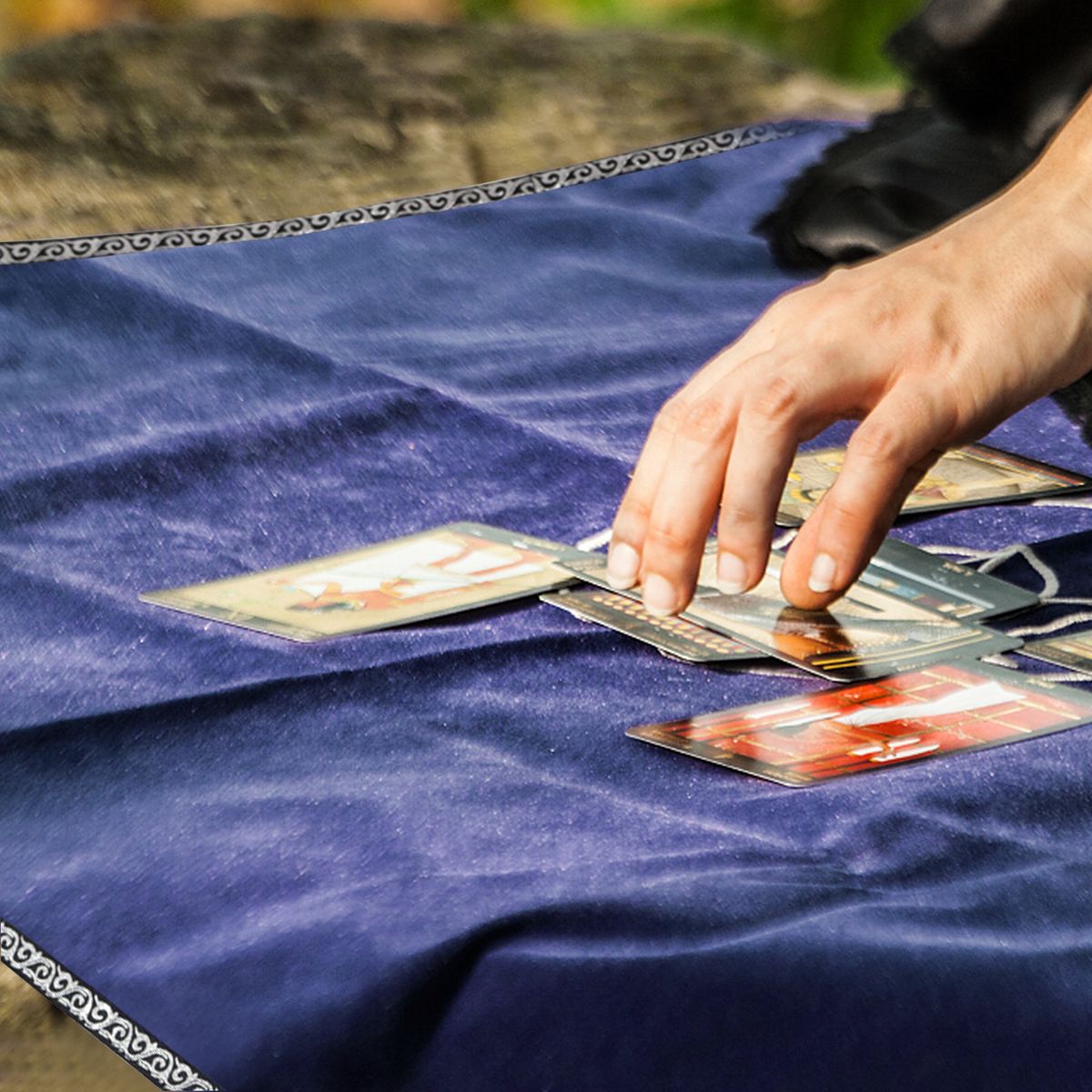 Portable Altar Tarot Table Cloth Anti-Slip Velvet Tarot