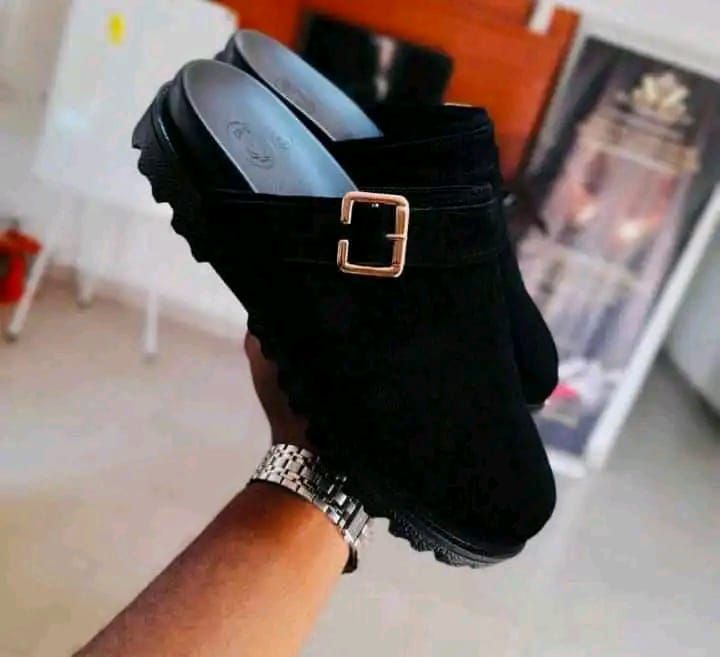 ElegantMen's Half Shoe