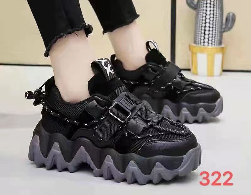 Black Soft Unisex Sneakers
