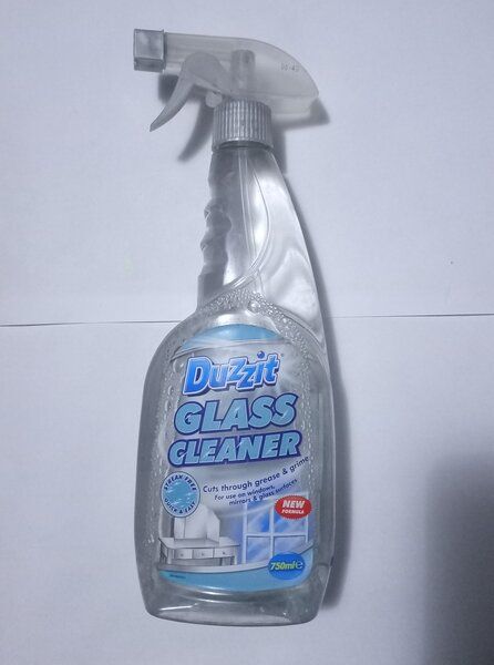 Antibacterial Cleaner Spray CurtsThrough Grease & Grime 750ml