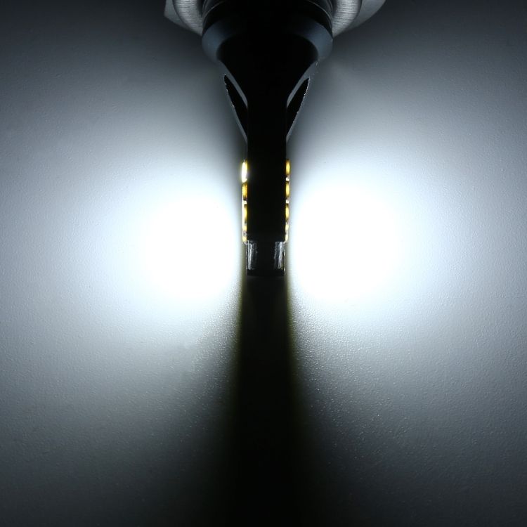 2 PCS H7 DC12V-24V / 12W / 3000K / 800LM Car LED Fog Light