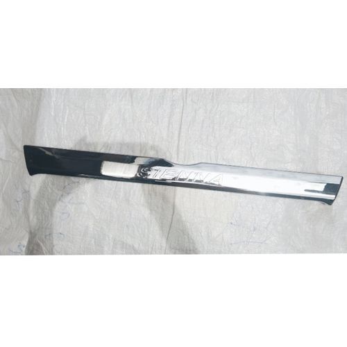 Toyota Sienna 2005-2010 Boot Chrome