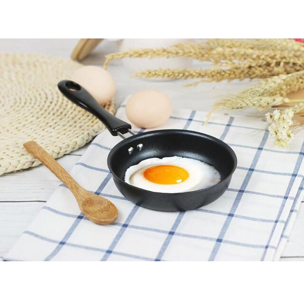 Iron Frying Pan With Round Handle For Non-stick Eggs With