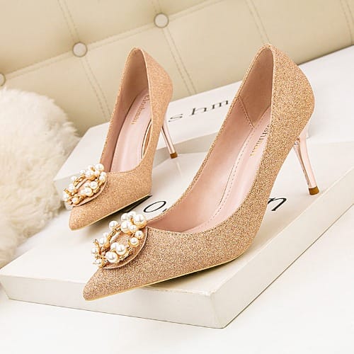 Women's Moderate Heel Gold Shoe