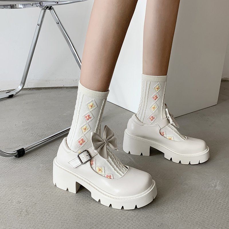 Lolita Shoes Platform White High Heels Shoes Women Pumps Fashion Patent Leather Platform Shoes Woman Round Toe Mary Jane Shoes