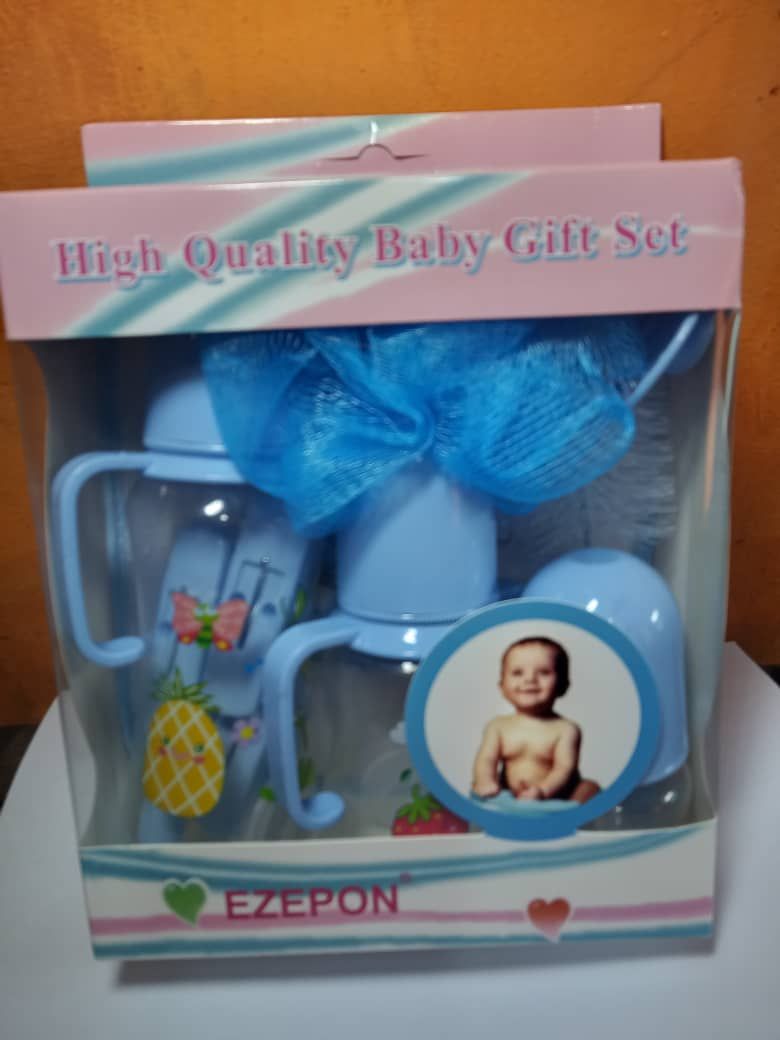 Baby Feeding Bottle Gift Set + 2Free Baby Face Towel