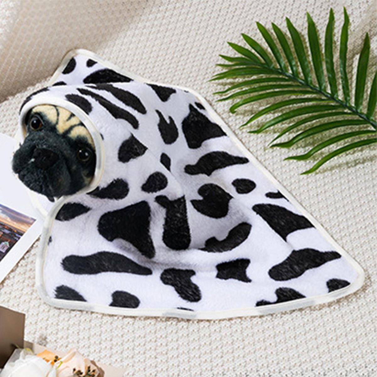 Pet Supplies Cozy Paws Pet Blanket Soft Fluffy Fleece Sleep for Dogs Black and White